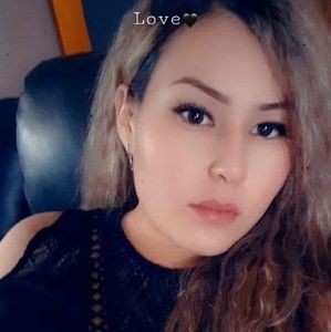 Meet your Posher, Denine